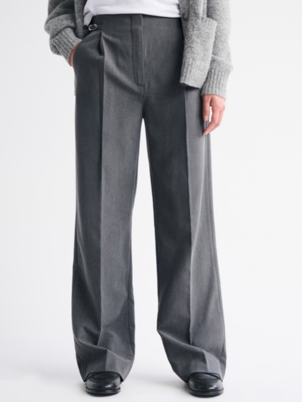 Abercrombie & Fitch Pinstripe Sloane Tailored Hardware Wide Leg Pant Size 26